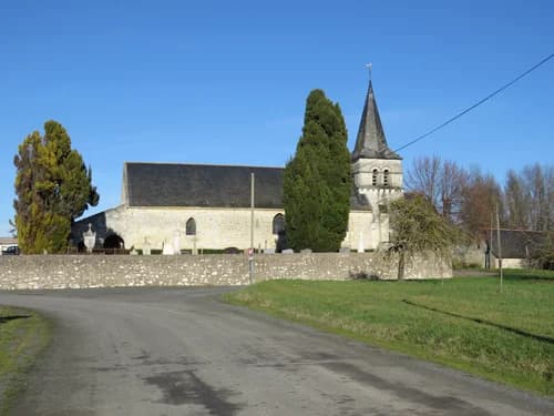 Église église Saint-Aubin de Dénezé-sous-Doué à Dénezé-sous-Doué