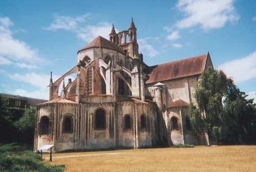 église Saint-Jean de Montierneuf à Poitiers