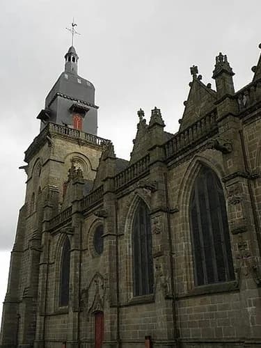 église Saint-Léonard de Fougères à Fougères
