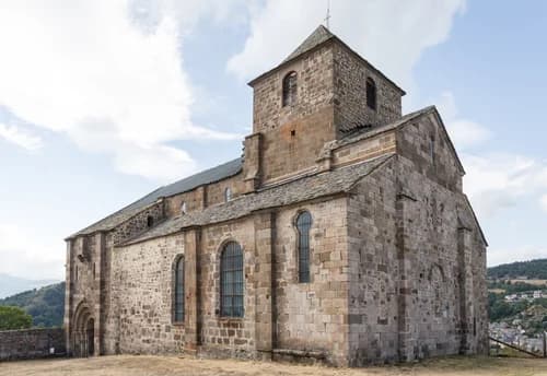église Saint-Pierre de Bredons à Albepierre-Bredons