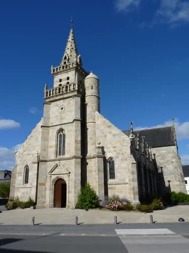 église Saint-Pierre de Maël-Carhaix à Maël-Carhaix