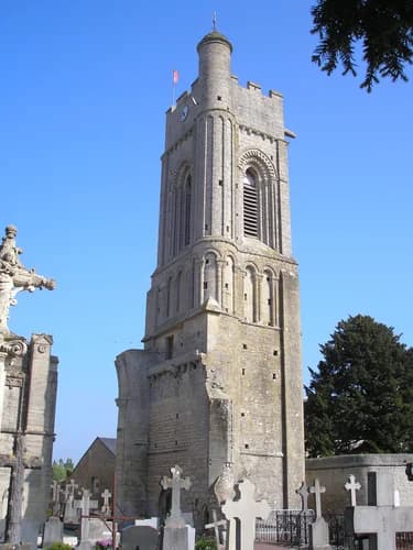 église Saint-Quentin de Luc-sur-Mer à Luc-sur-Mer