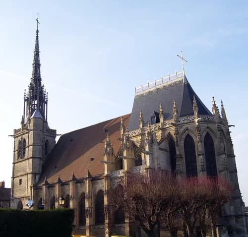église Sainte-Foy de Conches-en-Ouche à Conches-en-Ouche
