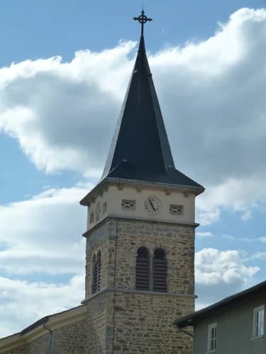 église Saint-Cyr de Montchal à Montchal