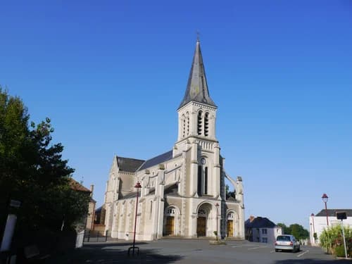 Église église Saint-Cyr-et-Sainte-Julitte de Somloire à Somloire