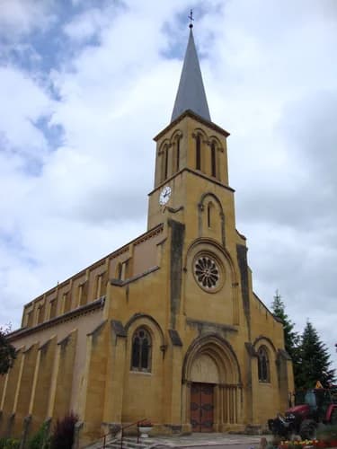 église Saint-Denis de Saint-Denis-de-Cabanne à Saint-Denis-de-Cabanne
