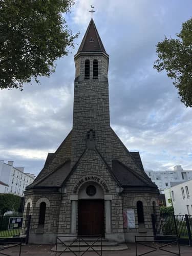église Sainte-Lucie d'Issy-les-Moulineaux à Issy-les-Moulineaux