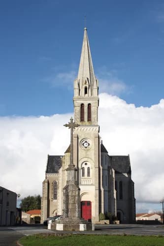 église Saint-Hilaire de Saint-Hilaire-de-Clisson à Saint-Hilaire-de-Clisson