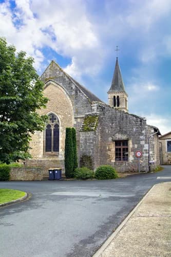 église Saint-Jean-Baptiste de Ménigoute à Ménigoute