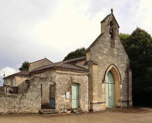 église Saint-Laurent de Saint-Laurent-des-Combes à Saint-Laurent-des-Combes