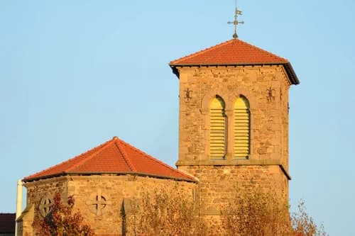 église Saint-Laurent de Saint-Ferréol-d'Auroure à Saint-Ferréol-d'Auroure
