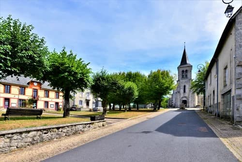église Saint-Pierre de Combressol à Combressol