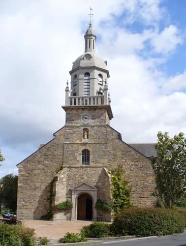 église Saint-Pierre-et-Saint-Paul de Langueux à Langueux