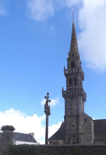 église Saint-Vougay de Saint-Vougay à Saint-Vougay