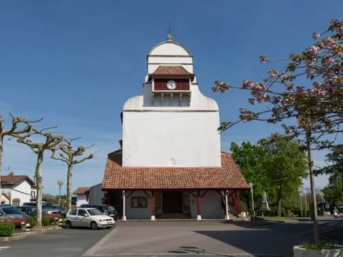 église de l'Assomption-de-la-Bienheureuse-Vierge-Marie d'Urt à Urt