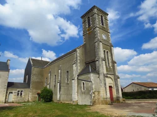 église Saint-Pierre de Vouhé à Vouhé