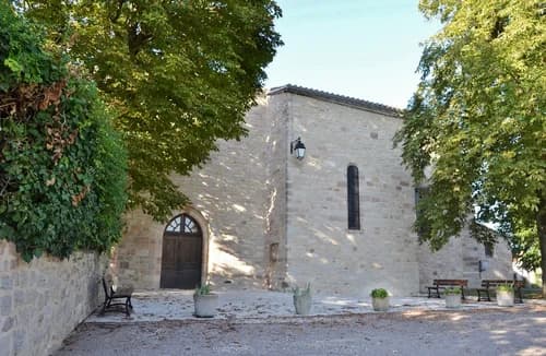 église Saint-Pierre de Tonnac à Tonnac