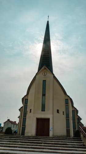église Notre-Dame du Fief-Sauvin à Le Fief-Sauvin