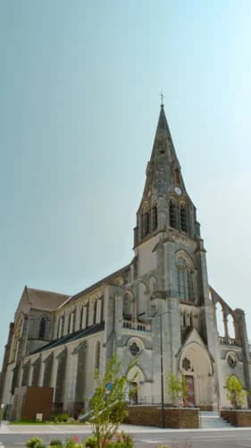 église Saint-Martin-de-Vertou de Neuvy-en-Mauges à Neuvy-en-Mauges
