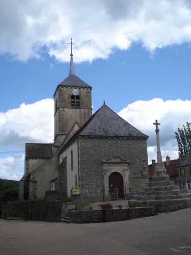 église Saint-Pierre de Marigny-l'Église à Marigny-l'Église