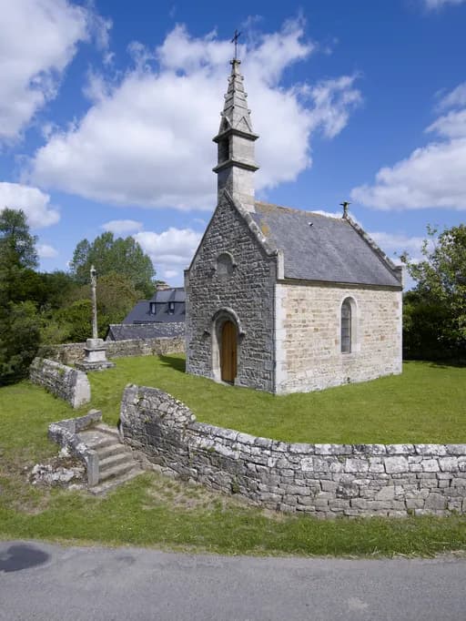 chapelle Saint-Idunet de Pluzunet à Pluzunet