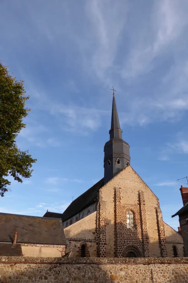 église Saint-Georges-et-Saint-Pierre de Dangeau à Dangeau