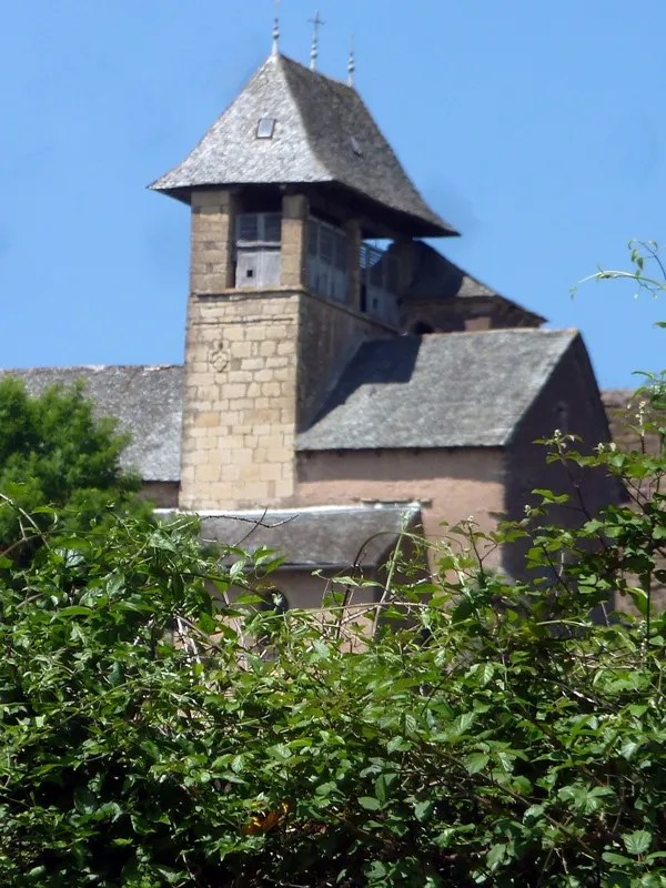 Église Saint-Germain de Ceyrac à Bozouls