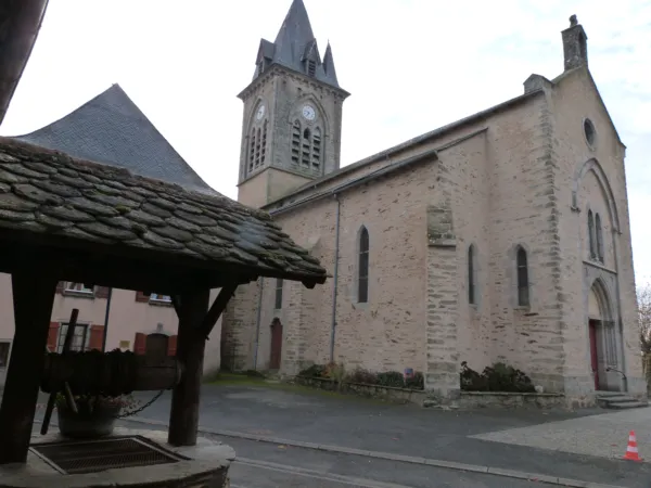 Église Sainte-Croix de La Salvetat-Peyralès à La Salvetat-Peyralès